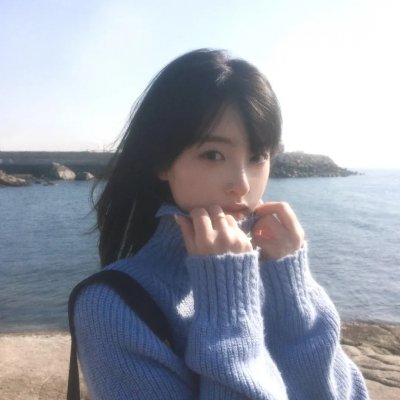 公园里的女孩
